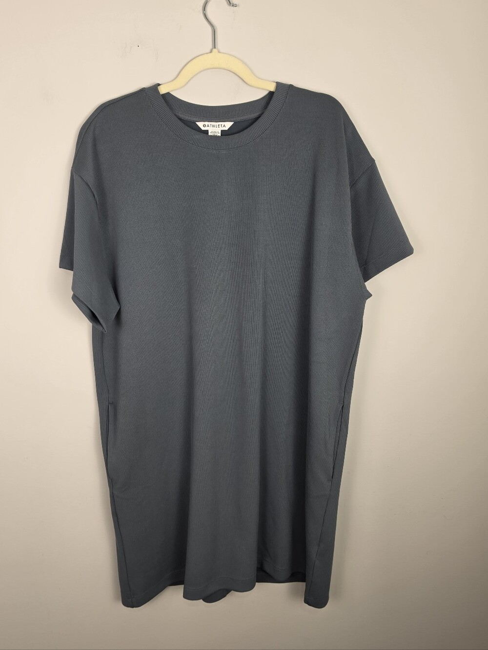 Athleta Seasoft Tee Dress Bluish Gray Size XL Relaxed Fit Soft Travel Casual